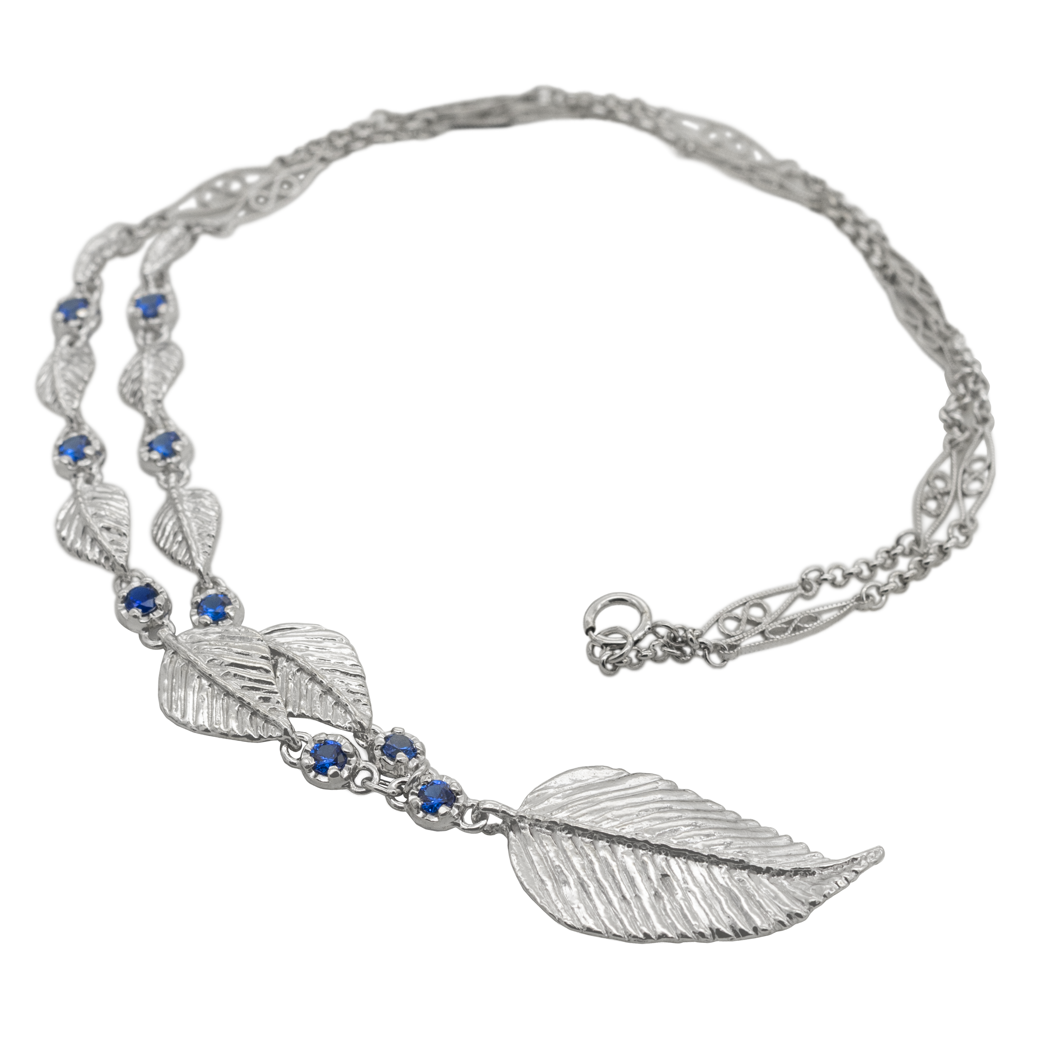 Elven Realms 9 Leaf Necklace: RIVENDELL™, MIRKWOOD™, LOTHLORIEN™