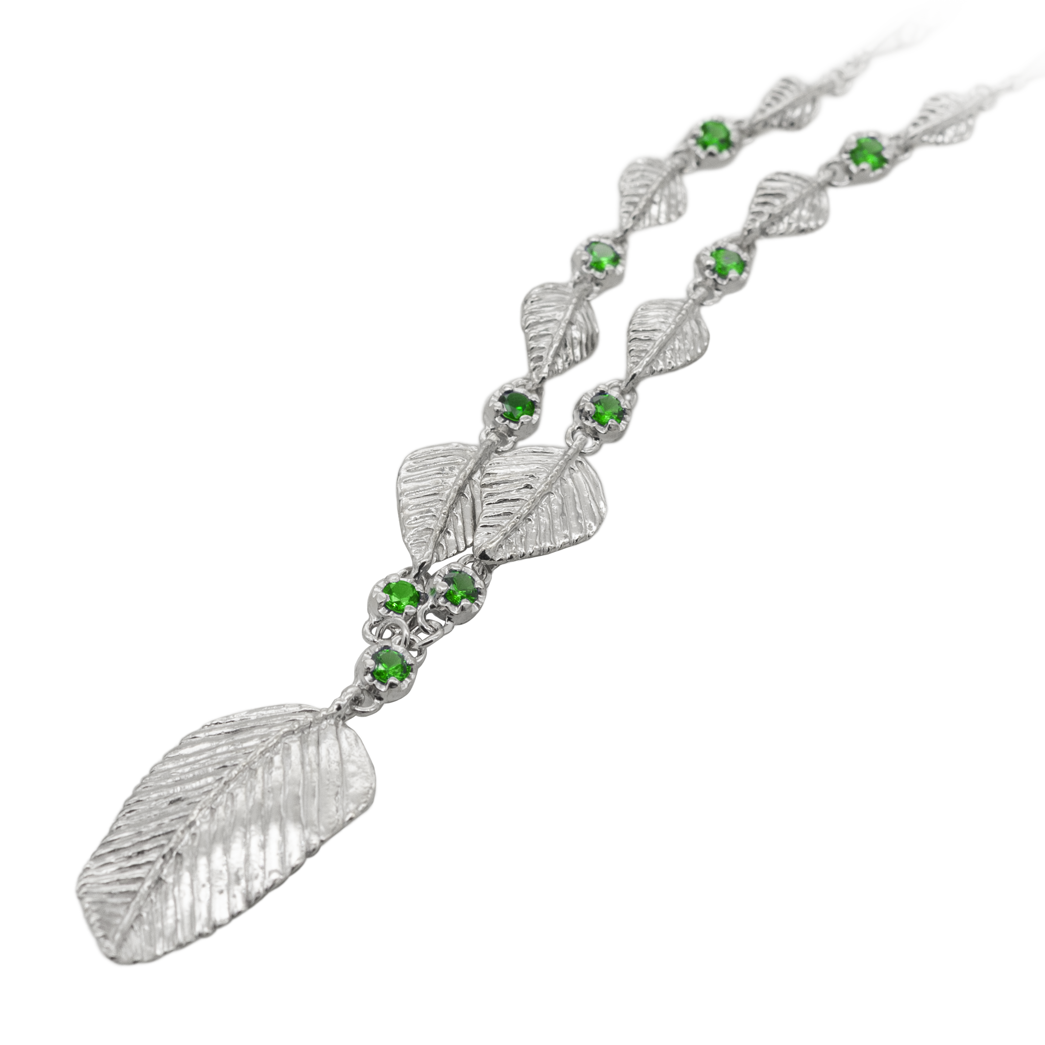 Elven Realms 9 Leaf Necklace: RIVENDELL™, MIRKWOOD™, LOTHLORIEN™