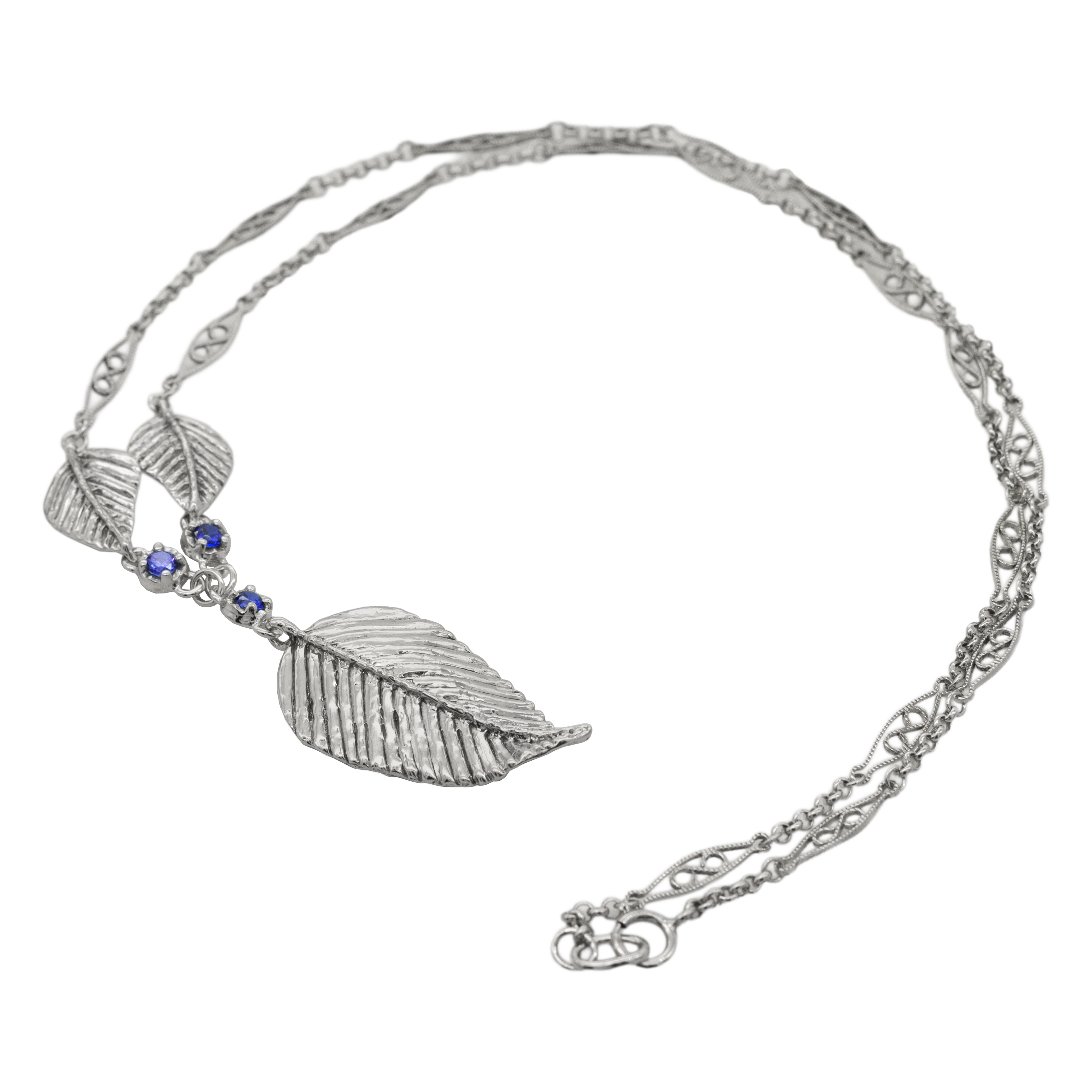 Elven Realms 3 Leaf Necklace: RIVENDELL™, MIRKWOOD™, LOTHLORIEN™
