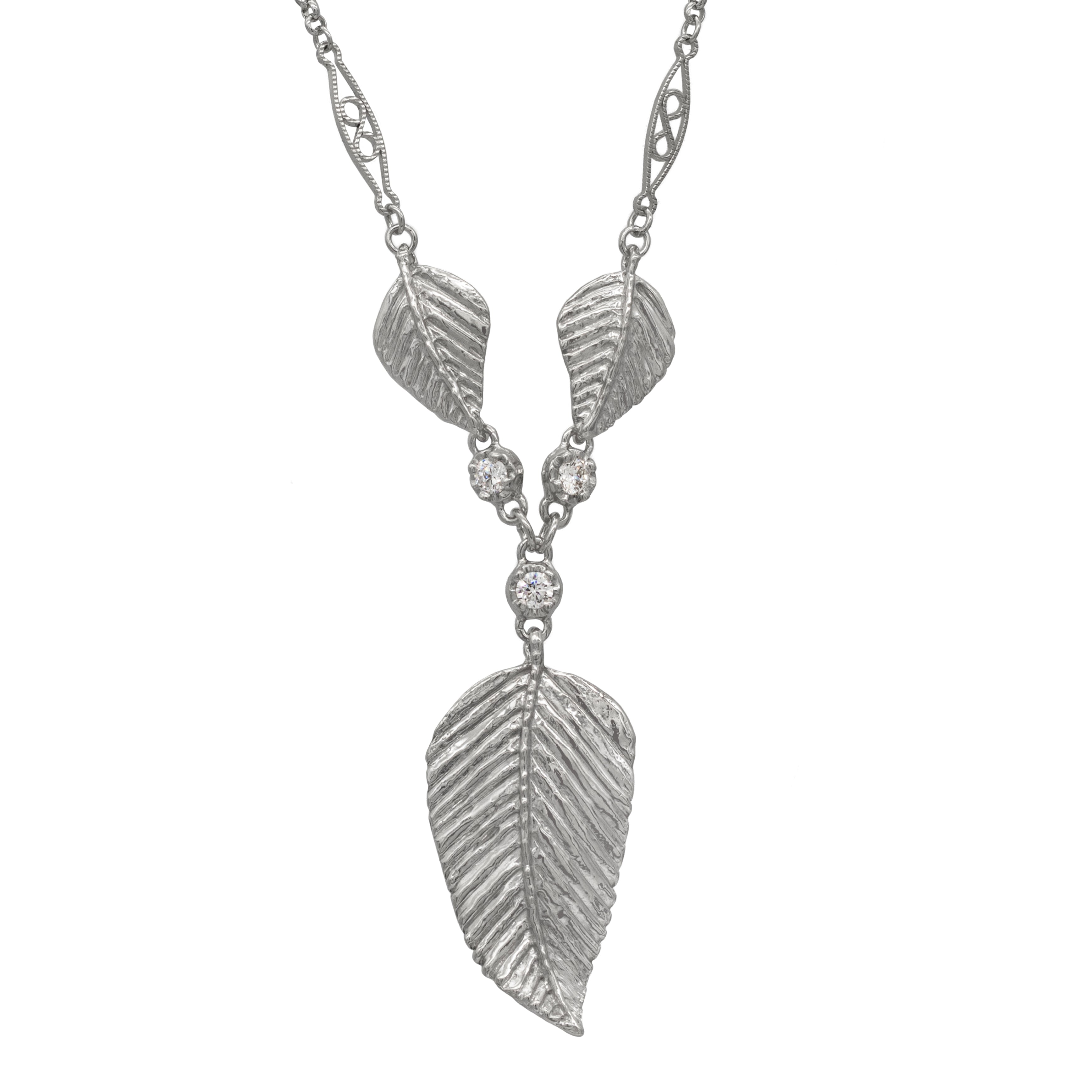 Elven Realms 3 Leaf Necklace: RIVENDELL™, MIRKWOOD™, LOTHLORIEN™