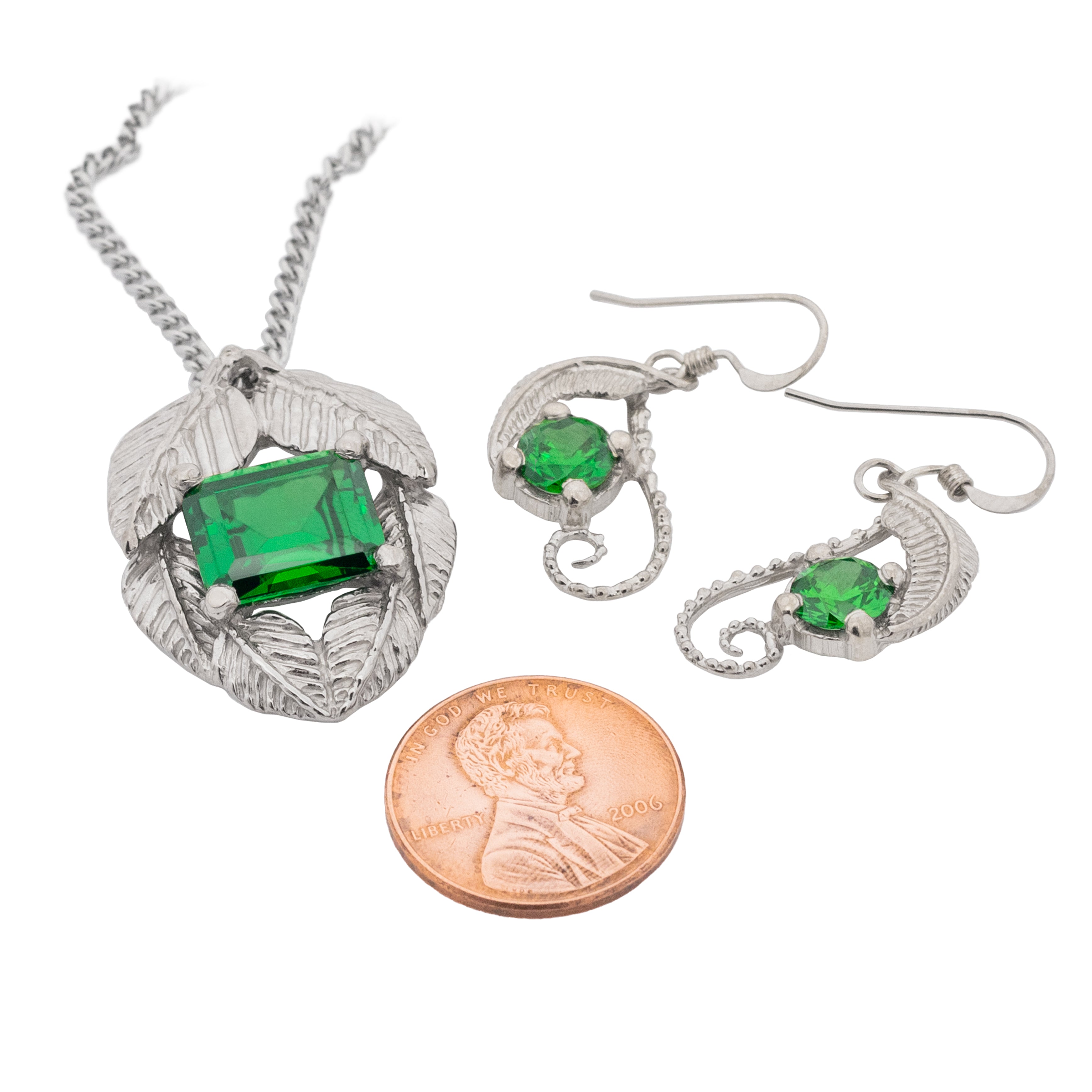 The Emeralds of GIRION™ - MIRKWOOD™ Elven Earrings