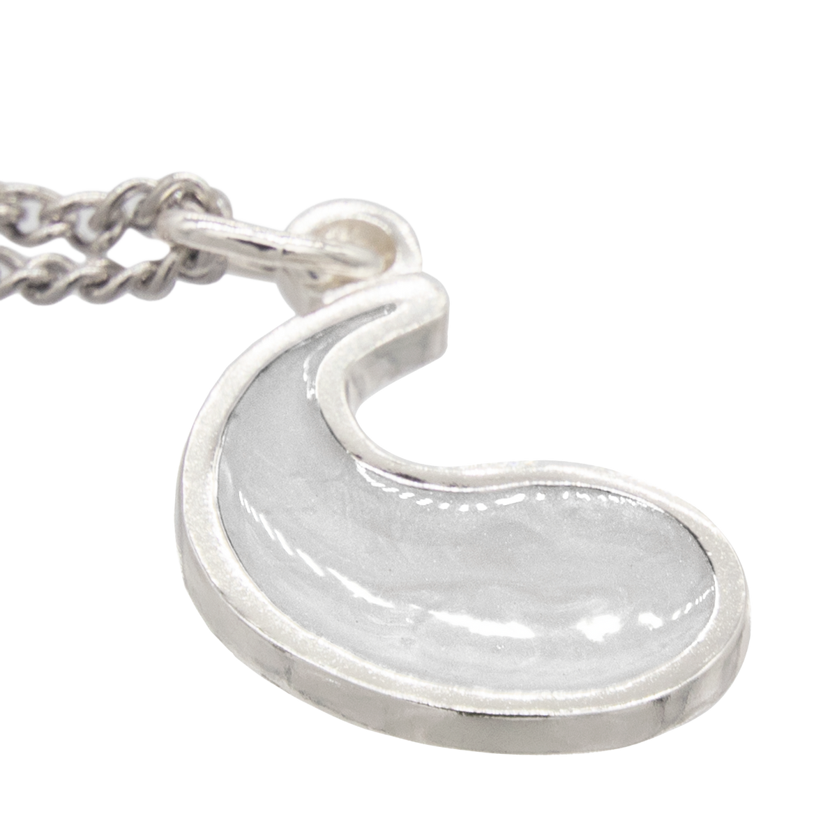 Flame of Tar Valon Ajah Necklace - Enameled Sterling Silver