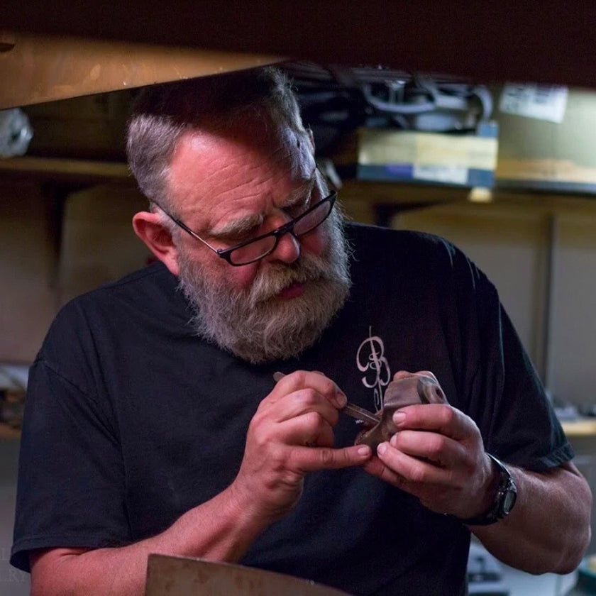 Үй шаруасындағы әйелдің порносы Порно фильмдерді қайдан көруге болады