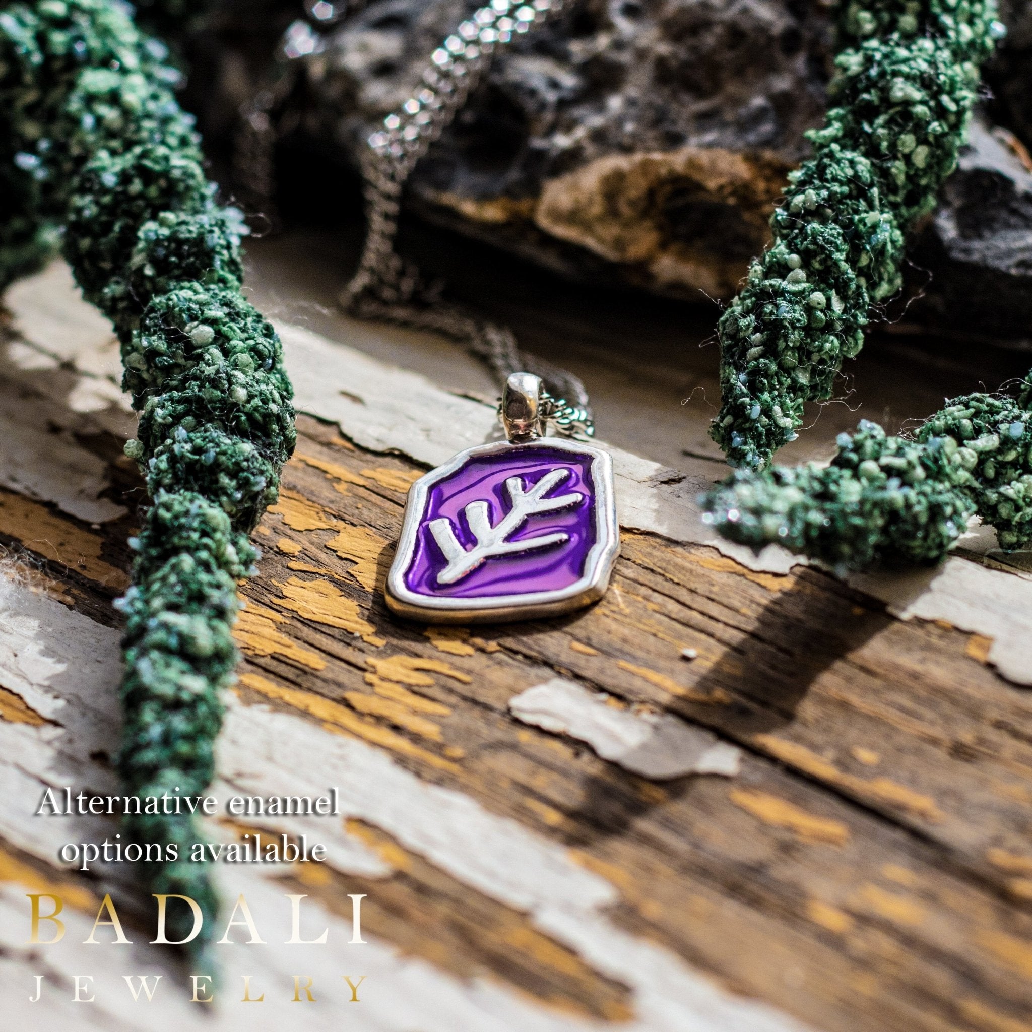 Enameled Elder Sign Necklace - BJS Inc. - Necklace
