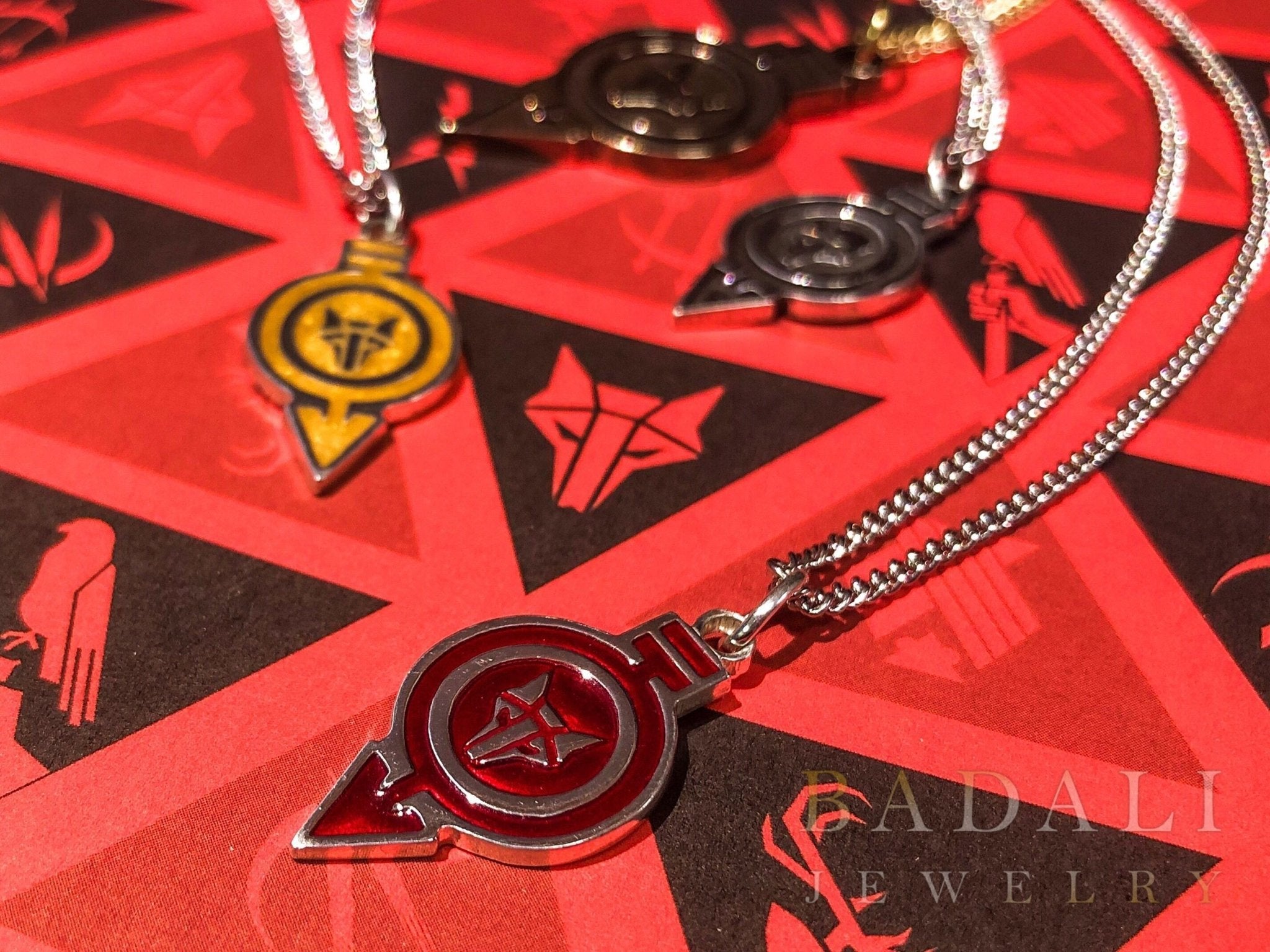 The Howlers Pendant - Silver - Badali Jewelry - Necklace